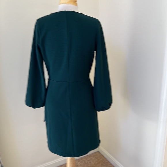 Texture and thread by MADEWELL Size S green cross over side tie dress - Picture 7 of 13